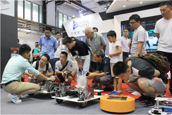 機(jī)器人底盤,服務(wù)機(jī)器人,工業(yè)機(jī)器人 機(jī)器人底盤,服務(wù)機(jī)器人,工業(yè)機(jī)器人