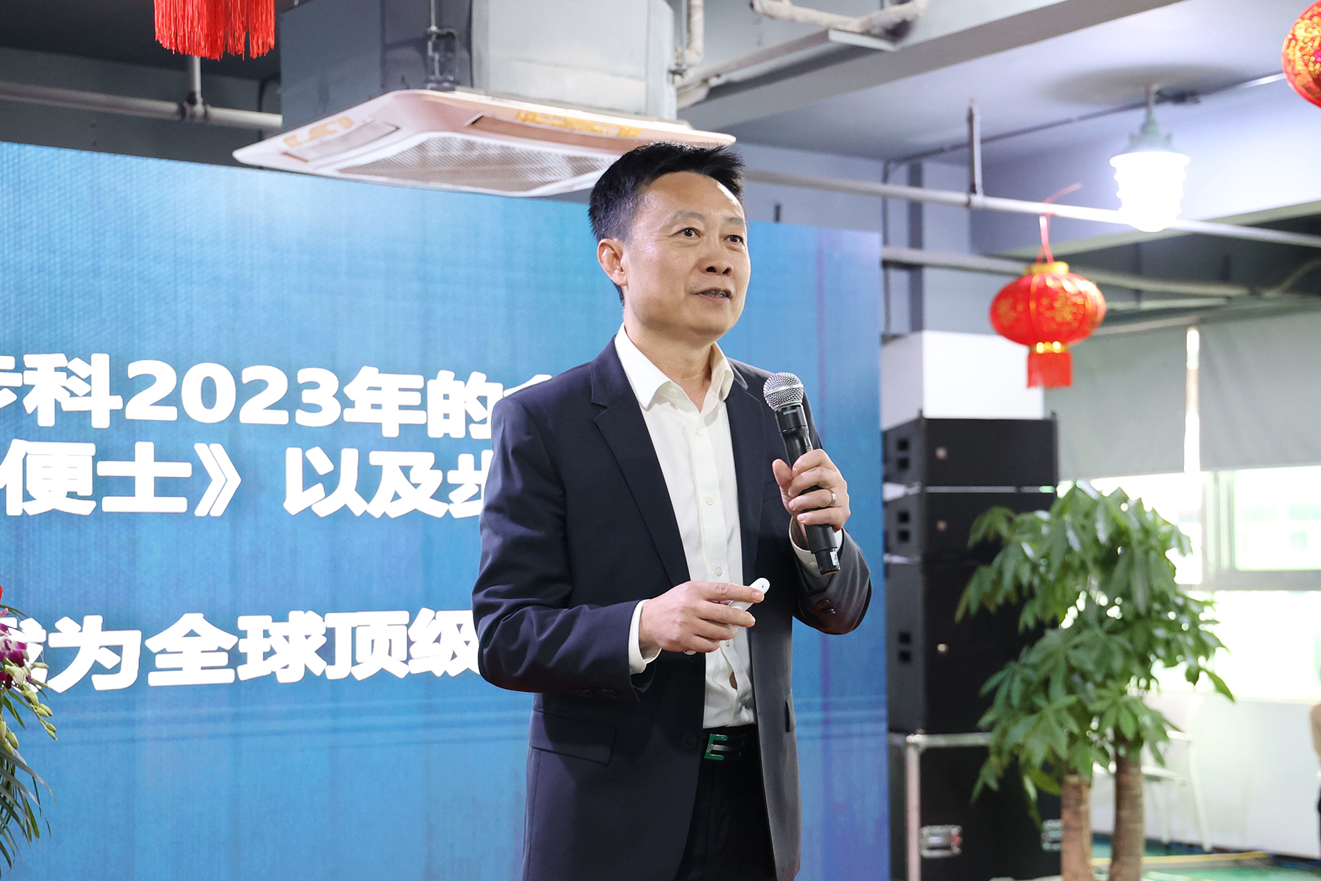 深圳知名品牌, HMI, 工業人機界面, 觸摸屏, 自動化解決方案, 數字化中央廚房, 機器物聯網, 步科股份 深圳知名品牌, HMI, 工業人機界面, 觸摸屏, 自動化解決方案, 數字化中央廚房, 機器物聯網, 步科股份