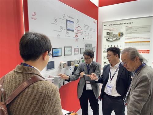 IMG_3363.JPG IMG_3363.JPG